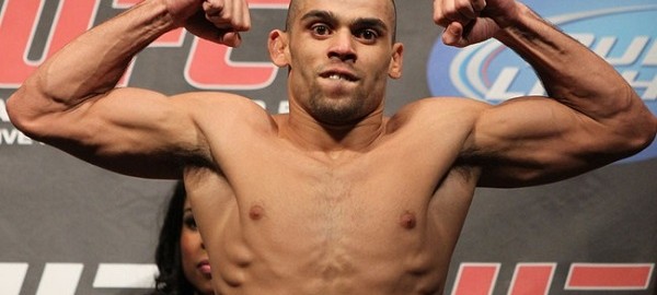 Renan Barao Flexing